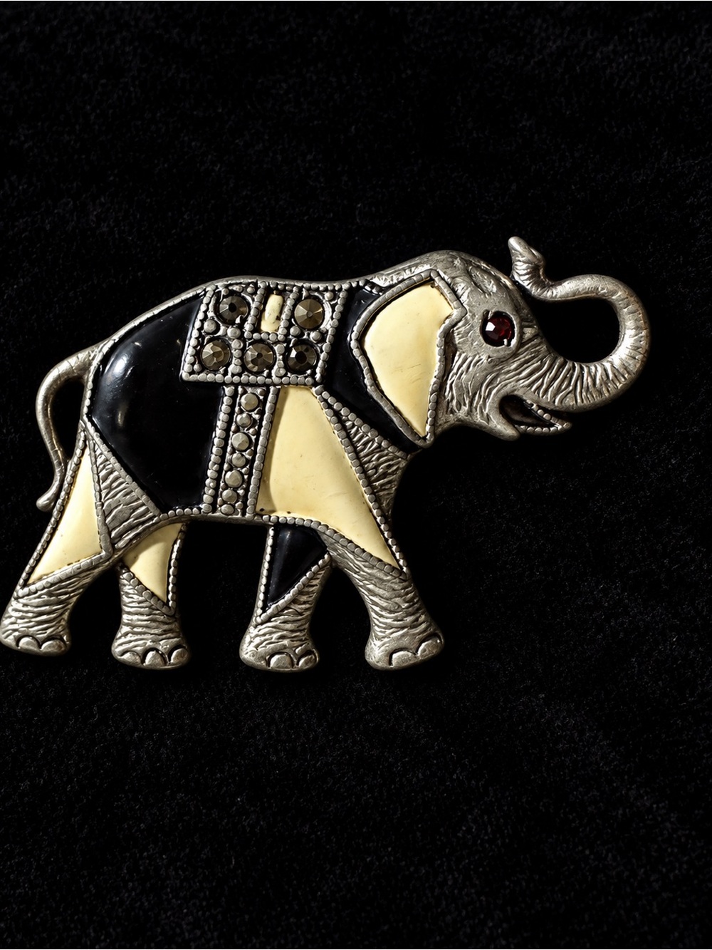 Silver-Tone Elephant Accent Pin with Black and Cream Inlay